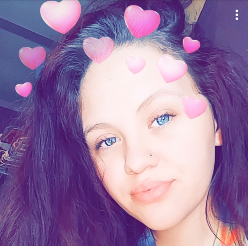 Meet your Posher, Annamaria